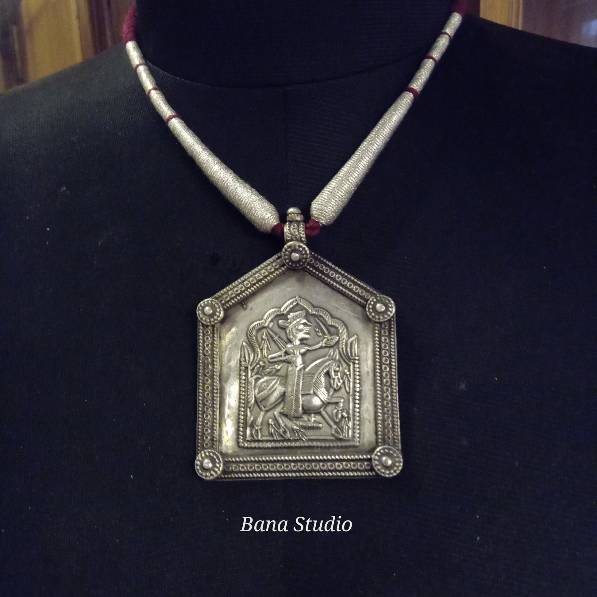 Tribal Sil Pendant. Bana Studio