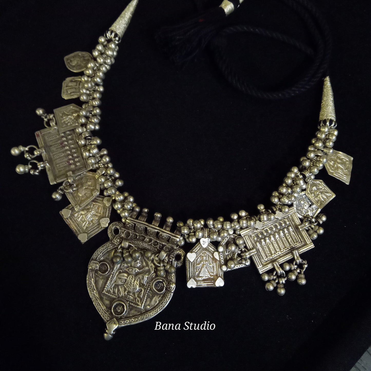 Phool Necklace