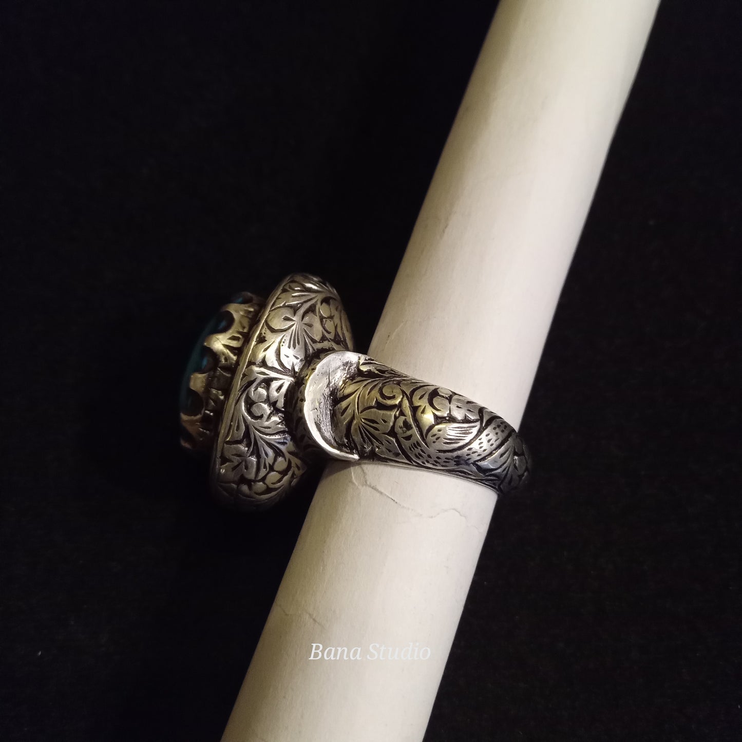 Exclusive Ring